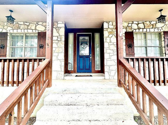 Additional photo 3 of property located at 30184 Bridlegate Dr