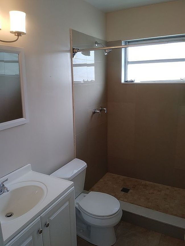 Photo of 1265 Ne 138th St, North Miami, FL