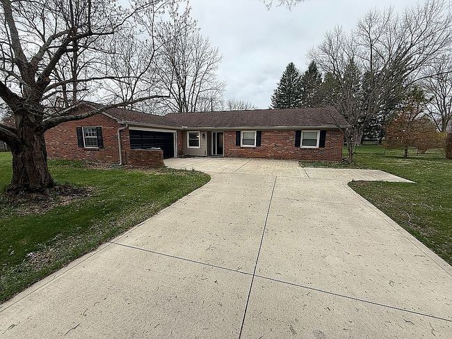 Image of 1555 Kensington Dr