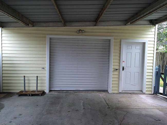 Image of 110 Chenet Ave