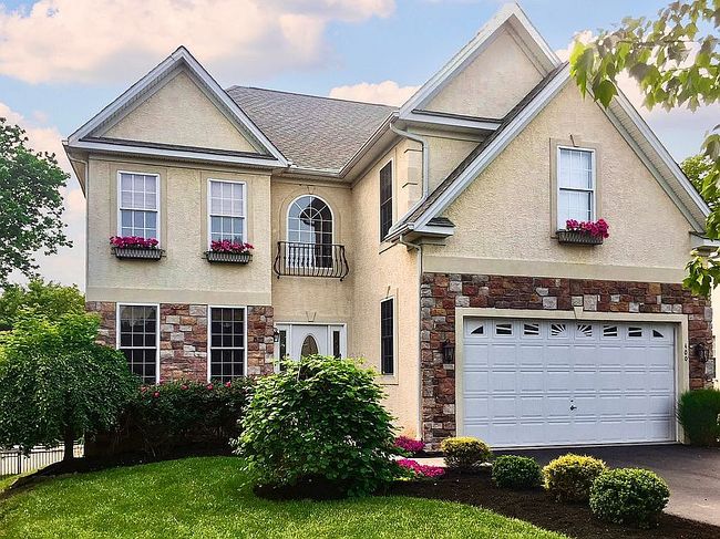 Photo of 400 Baileys Run Ln, Springfield, PA
