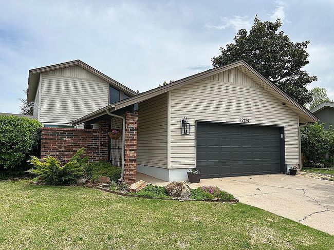Image of 12124 Cliff Rose Dr