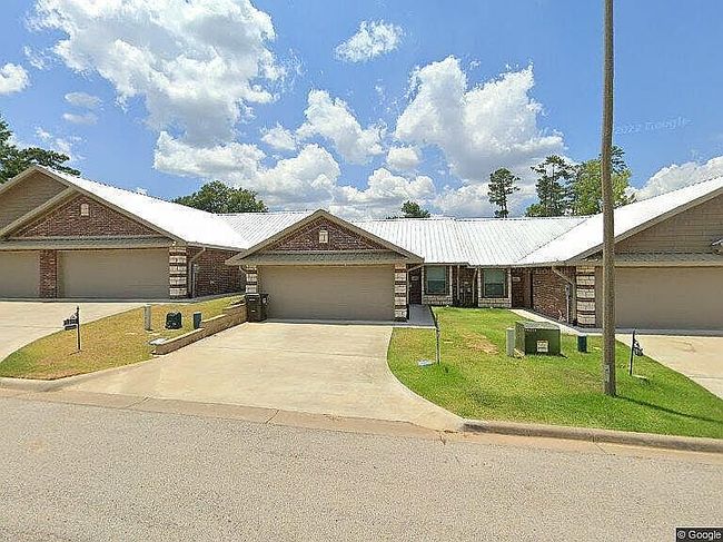 Image of 1813 Yellowstone Dr