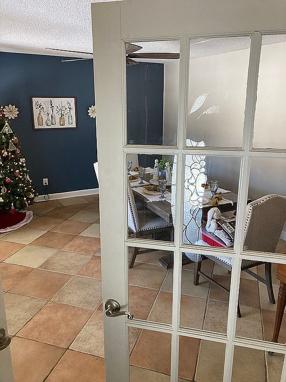 Image of 224 Riverside Dr