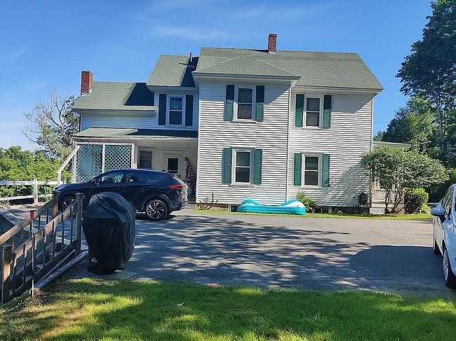 Photo of 131 Laurel St, Newport, NH