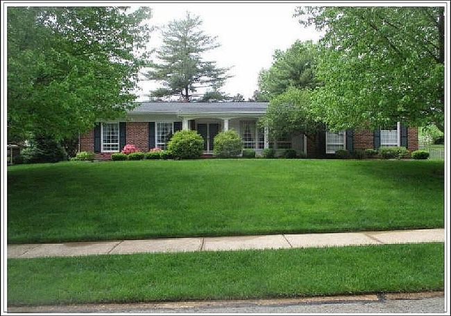 Photo of 321 Country Club Dr