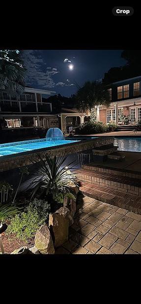 Preview of property located at 2906 Hybart St