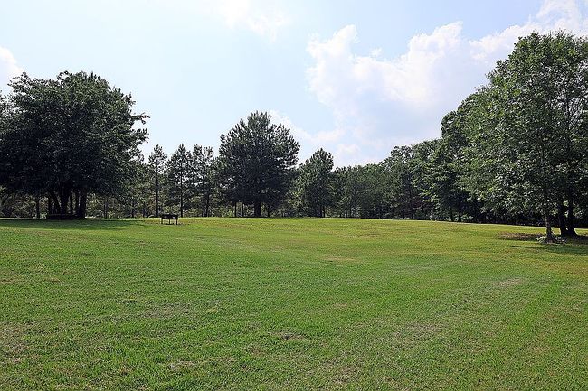 24 Heritage Blvd, Texarkana, TX