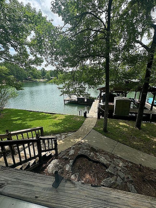 Photo of 250 Holley Cir, Eclectic, AL