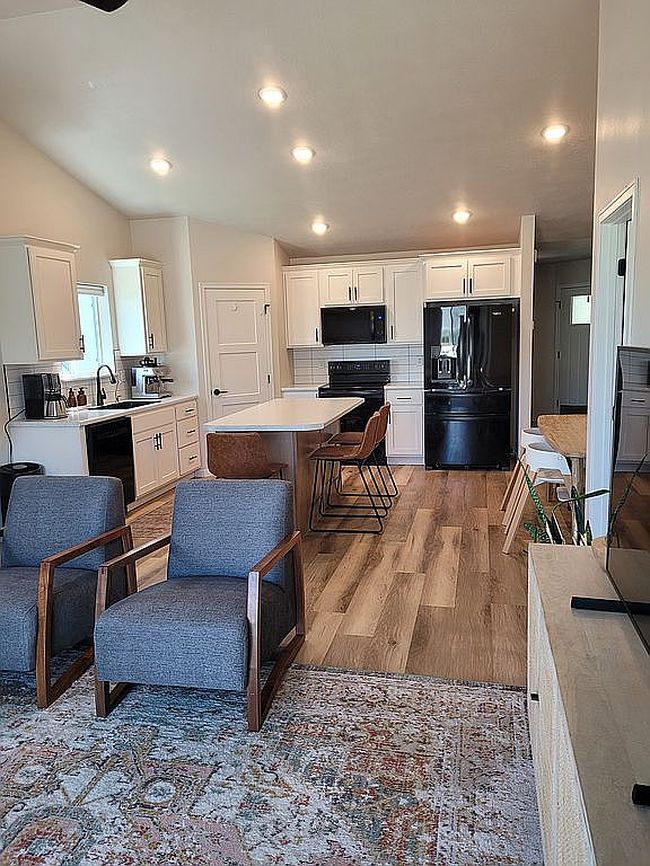 Photo of 1646 Connor Ct, Yankton, SD