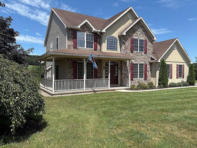 Photo of 1 Night Hawk Dr, Orwigsburg, PA