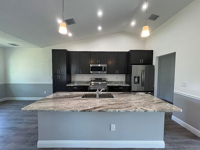 Image of 1556 Glentry Ln
