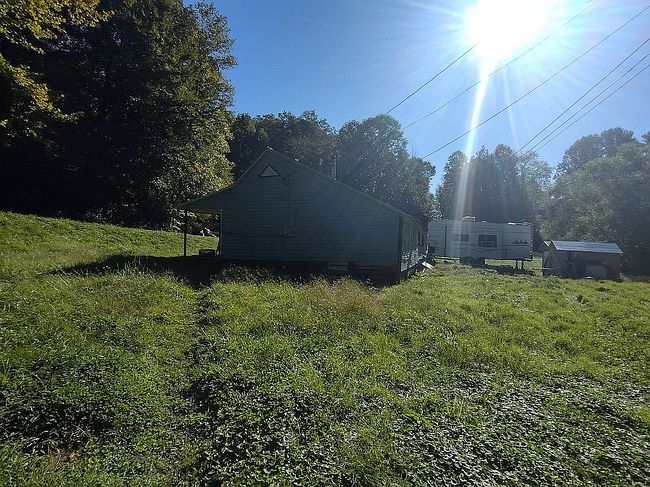 Image of 2839 Teges Creek Rd