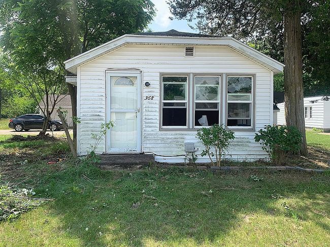 Photo of 368 W Barton St, Newaygo, MI