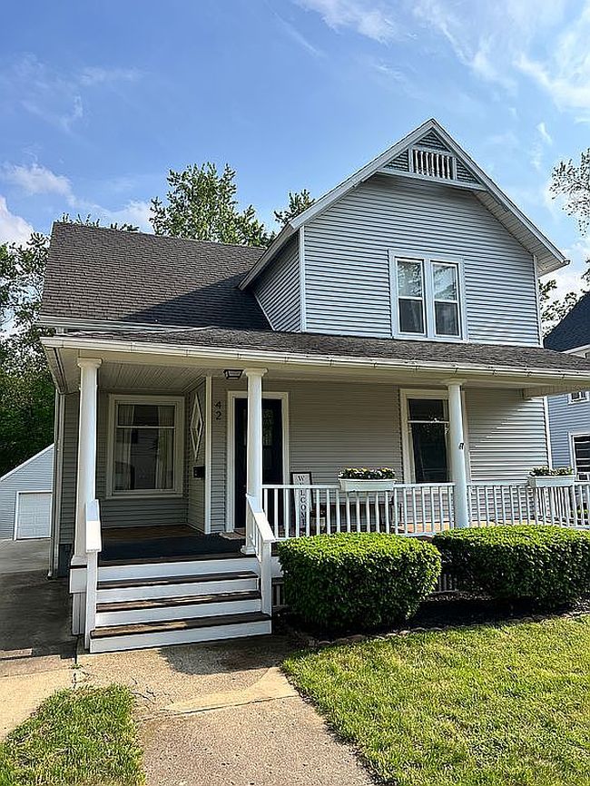 42 Westwood St, Hillsdale, MI