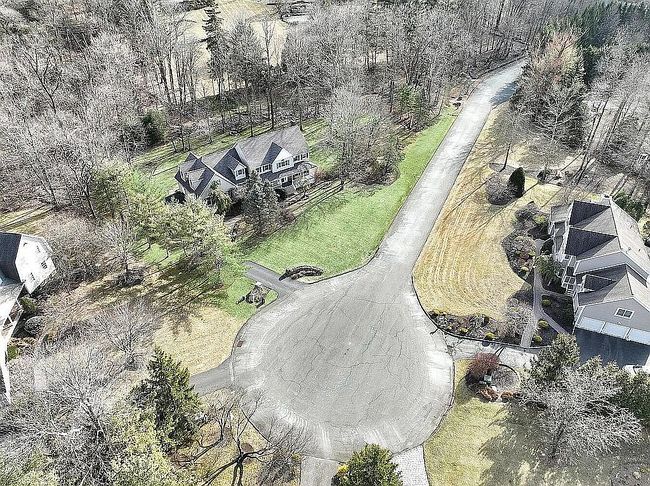 Photo of 35 Rose Hill Rd, Montebello, NY