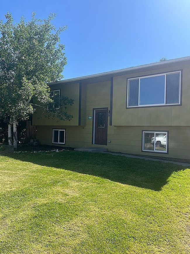 Photo of 120 Matkins Ct, Hill City, SD