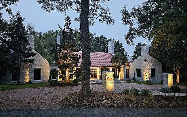 Additional photo 3 of property located at 1621 4th St Nw