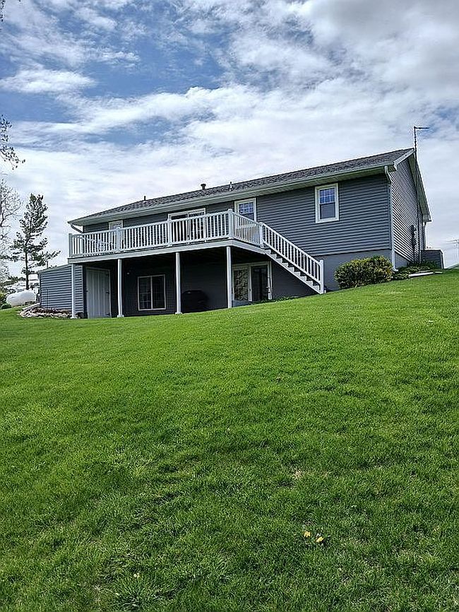 Image of 88 Oak Ln