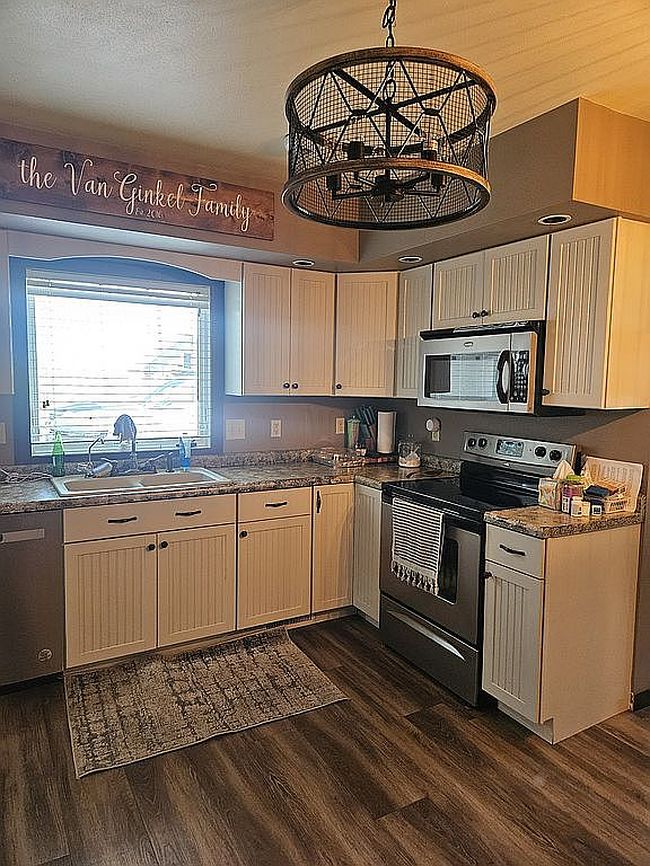 Photo of 2078 260th St, Inwood, IA