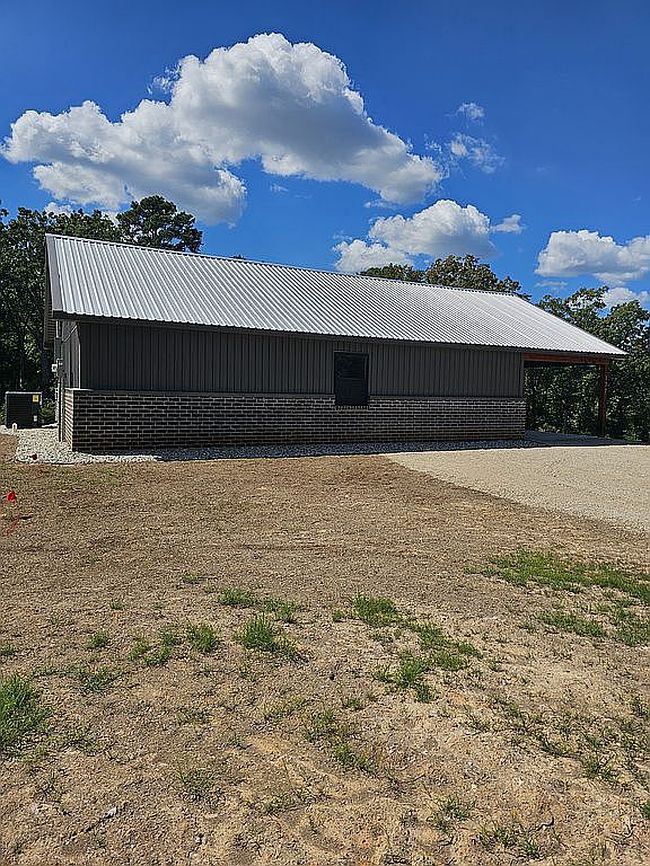 Image of 169 Winterberry Rd