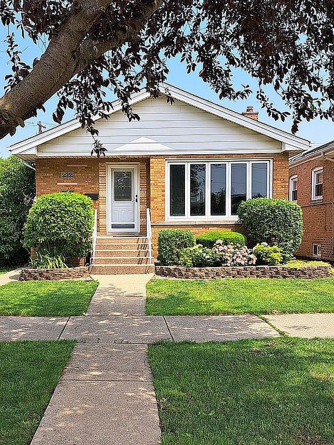 Photo of 6646 W 63rd Pl, Chicago, IL