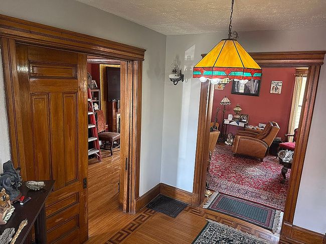 Photo of 2216 Jackson St, Sioux City, IA