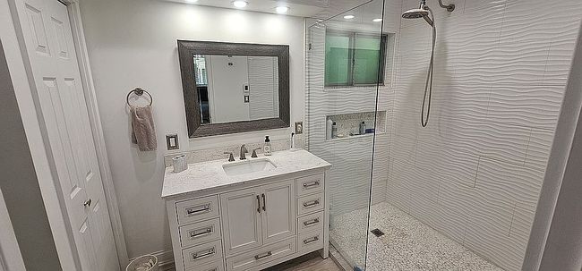 Photo of 7804 Newton St, Indianapolis, IN