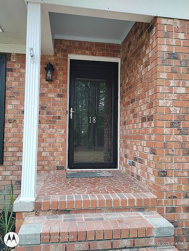 Additional photo 1 of property located at 18 Frederick Ct