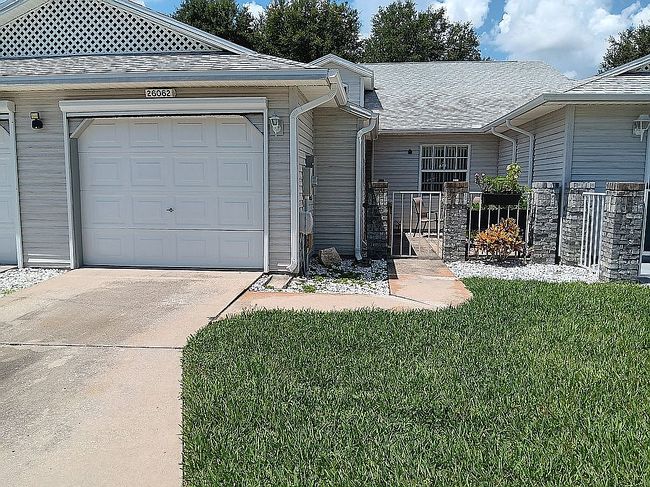Photo of 26062 Newcombe Cir, Leesburg, FL