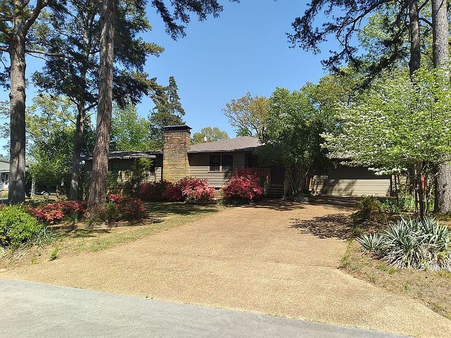 Image of 2509 Lakeview Dr