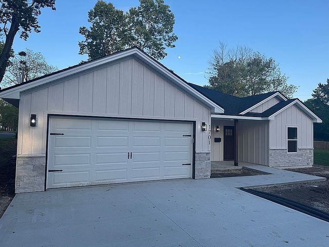Image of 1701 S Moniteau Ave