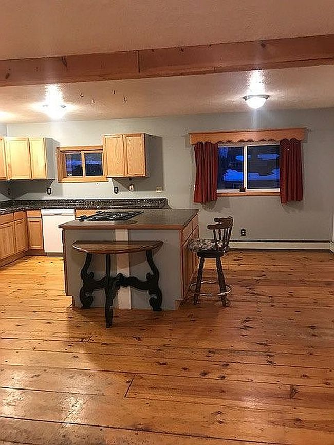 Image of 8400 Dunlap Ct
