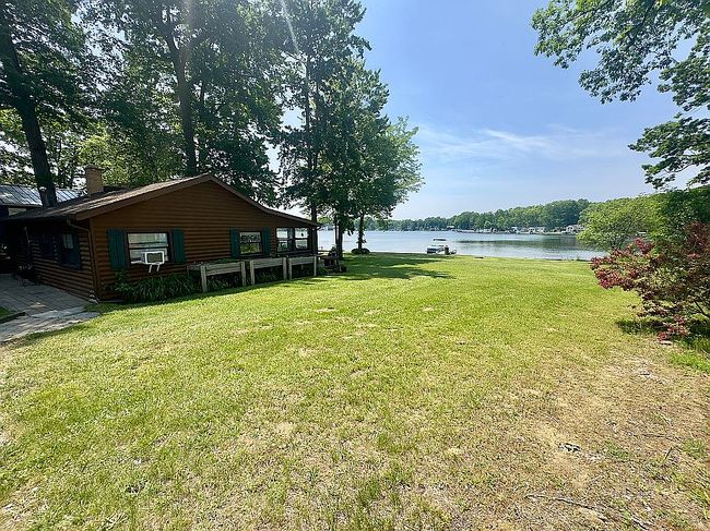 Image of 1179 Lakeshore Dr
