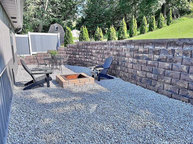 Photo of 11300 Harrison Ln, Fairdale, KY