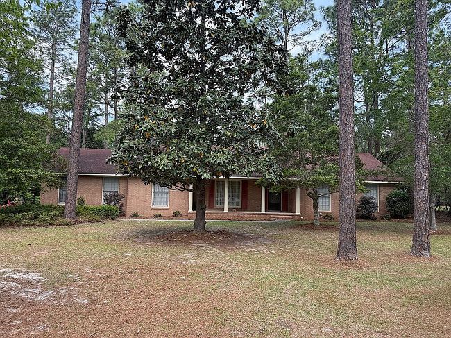 Image of 604 Honeysuckle Ln