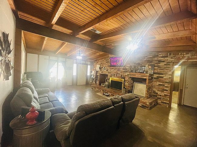Image of 617 Adams Ave