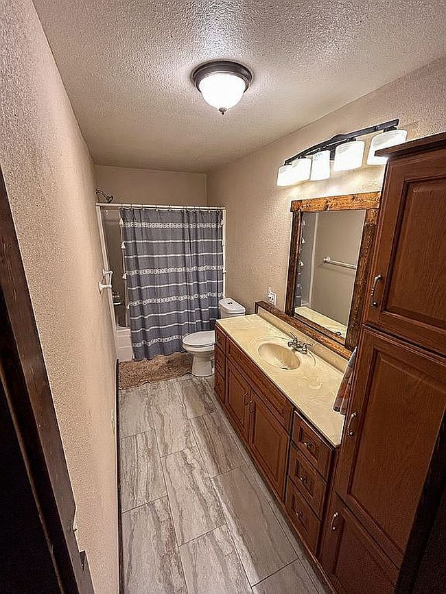 Photo of 16630 Rooks Rd, Erie, KS