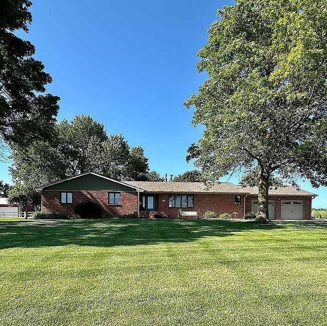 Photo of 203 W 11th Rd, Phillips, NE