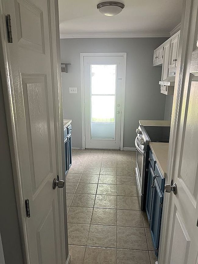 Photo of 107 Marietta Dr, Youngsville, LA