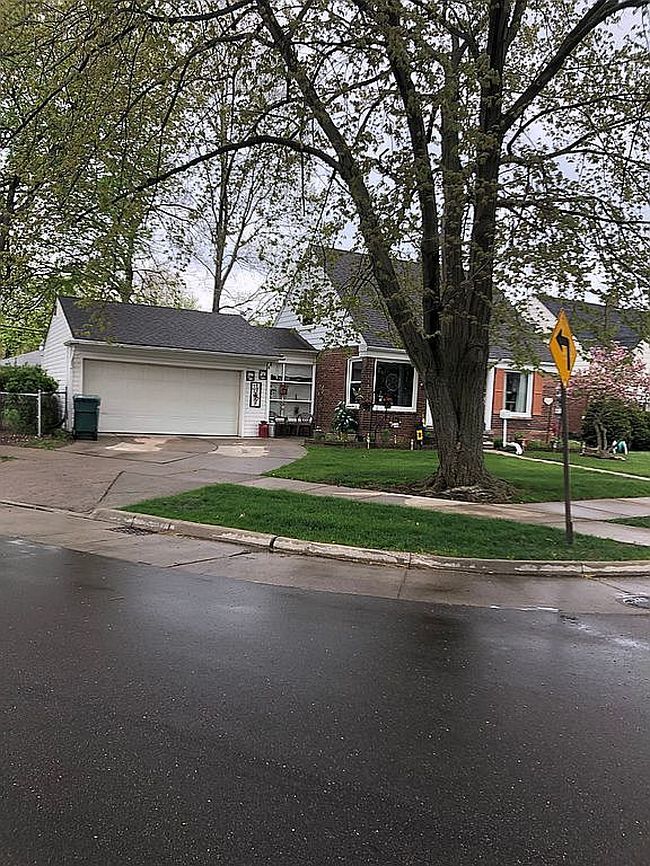 Photo of 3201 Croissant St, Dearborn, MI