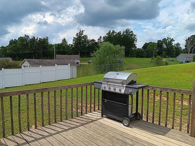 Photo of 99 Hershey Ln, London, KY