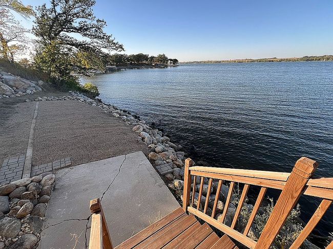Image of 48067 Oak Bay Dr