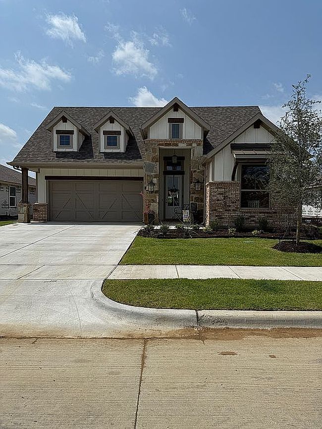 Preview of property located at 1749 Reverie Rd