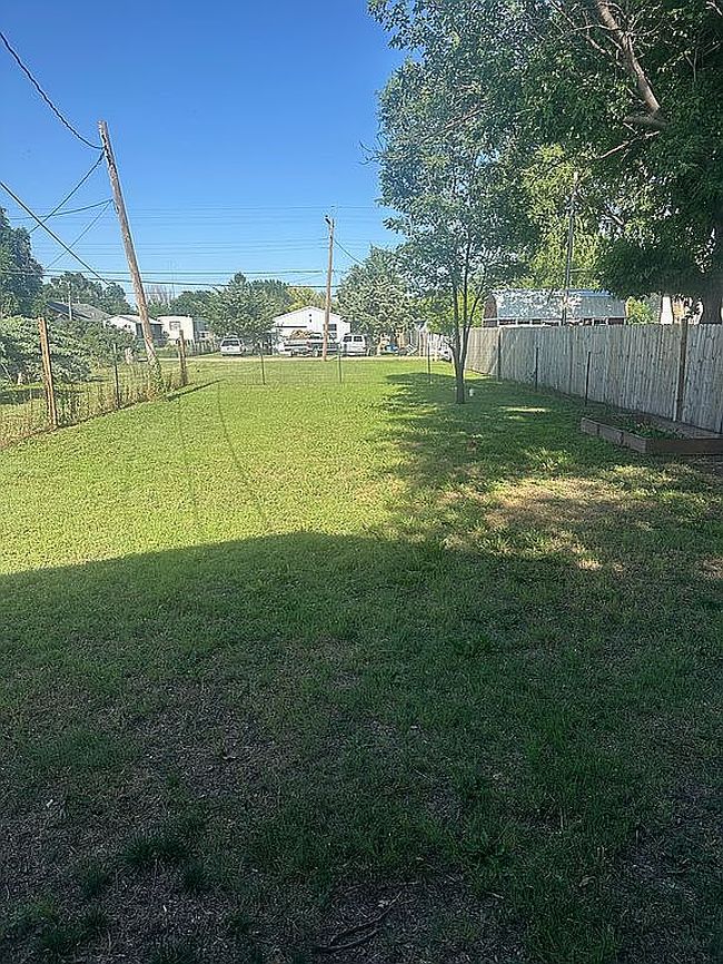 Photo of 504 S Polk St, Hugoton, KS