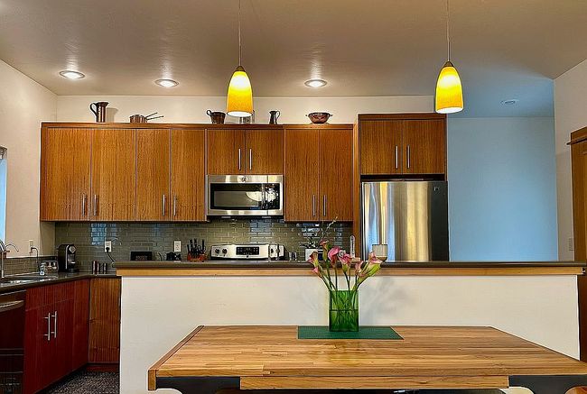 Additional photo 3 of property located at 26 Trailside Cir Apt A