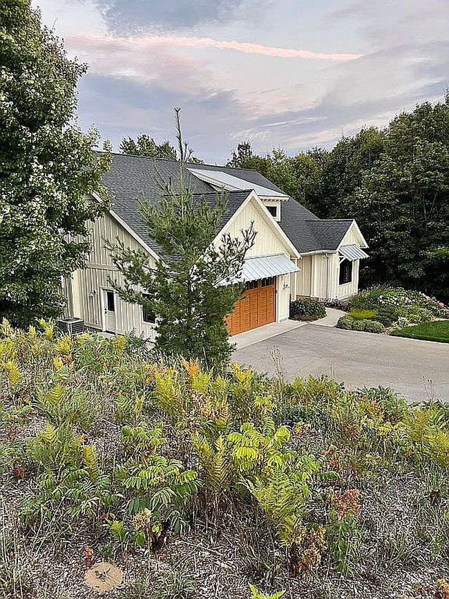 Photo of 1181 S Bay View Trl, Suttons Bay, MI
