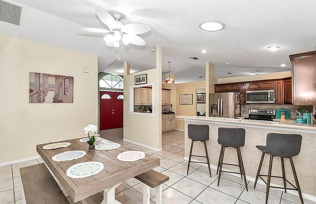 Photo of 1066 Pennsylvania Ave Ne, Palm Bay, FL