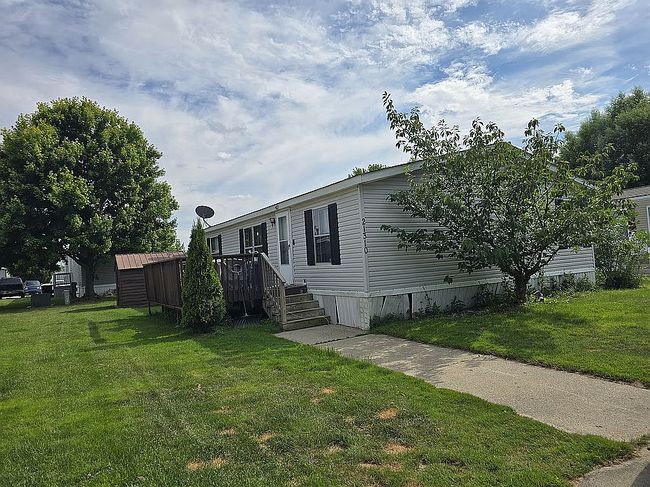 Photo of 21310 Boquet Dr, Macomb, MI