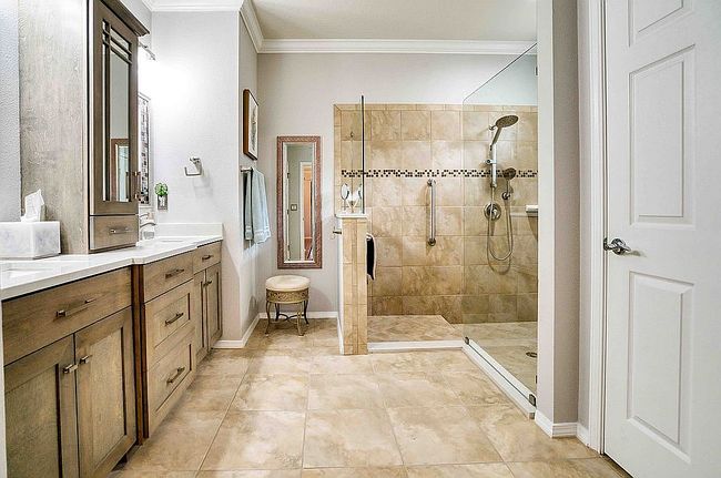 Image of 328 Laurel Falls Dr